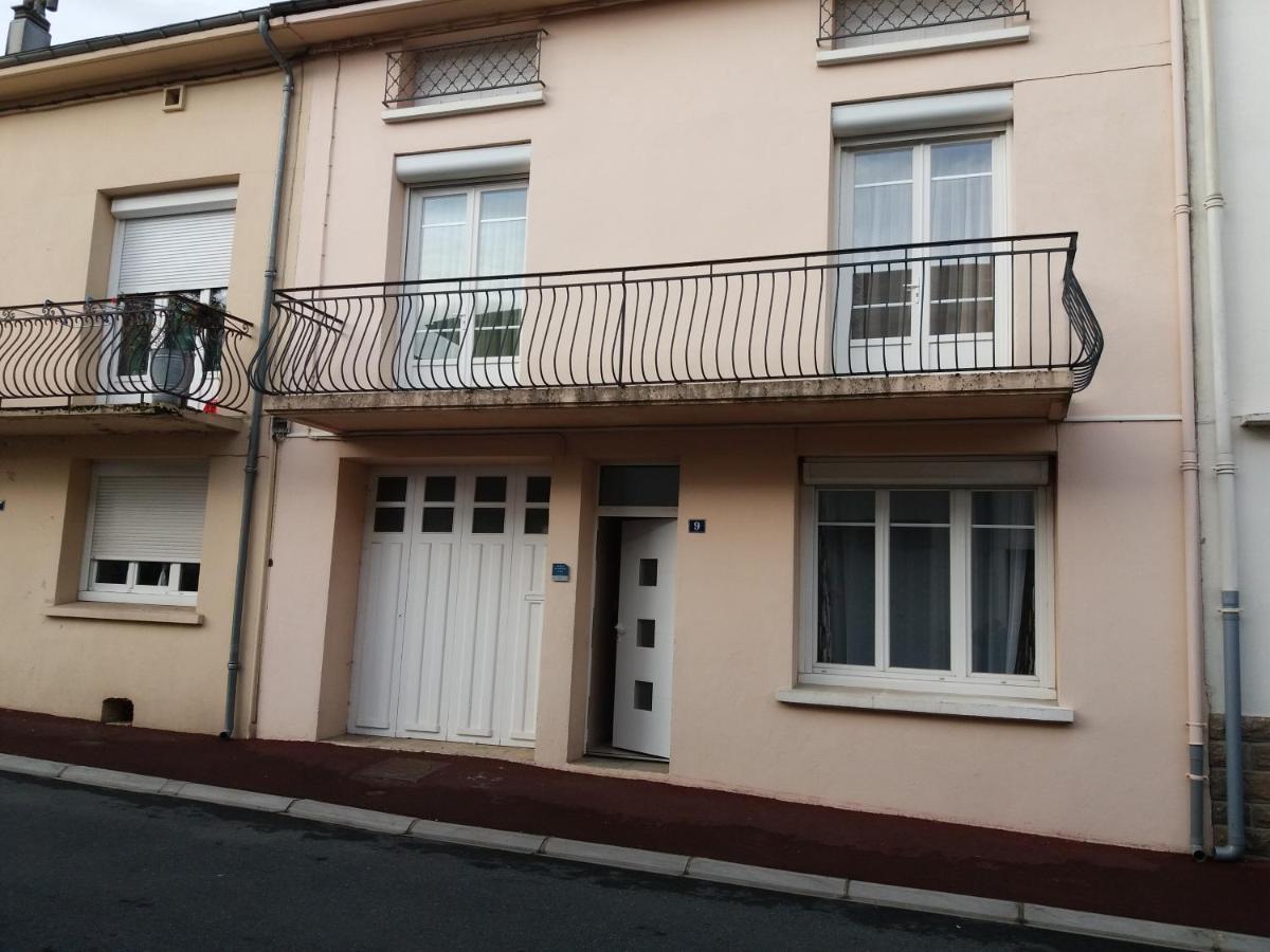 Gite "Les Hortensias" Au Coeur De Lacaune Exteriör bild